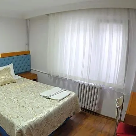 ホテル Padova 4*
